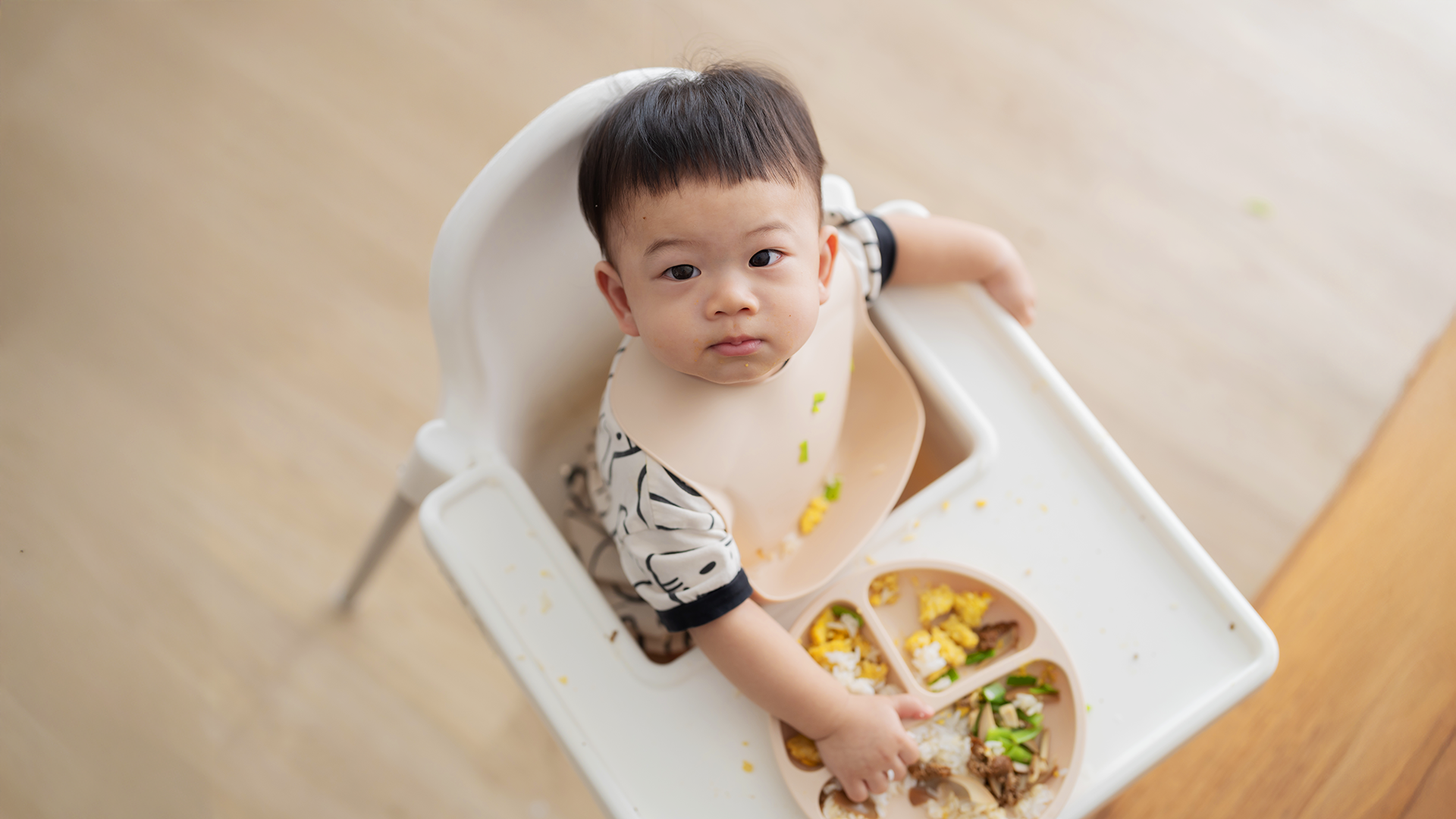 Guide to baby-led weaning: how and when to start